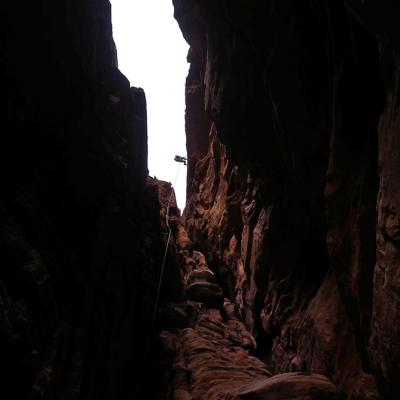 Rappel dans la descente du Jebel Um Rera